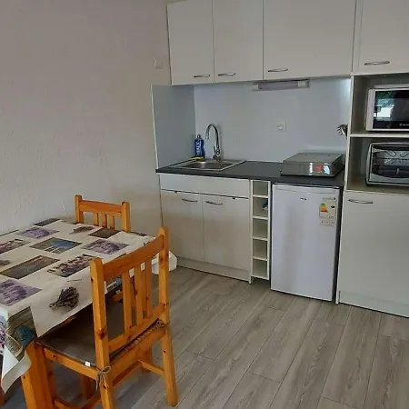 Rdc, Proche Et Commerces, Terrasse, Wifi Gratuit, Park 1 Voiture, 4 Couchages - Fr-1-423-230 * Le Grau-dʼAgde