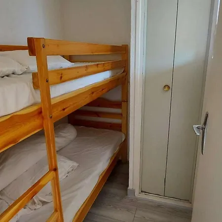 Rdc, Proche Et Commerces, Terrasse, Wifi Gratuit, Park 1 Voiture, 4 Couchages - Fr-1-423-230 Daire