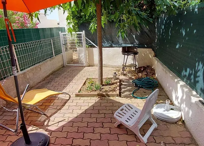 Daire Rdc, Proche Et Commerces, Terrasse, Wifi Gratuit, Park 1 Voiture, 4 Couchages - Fr-1-423-230