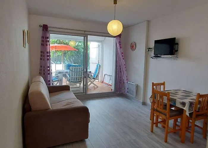 Rdc, Proche Et Commerces, Terrasse, Wifi Gratuit, Park 1 Voiture, 4 Couchages - Fr-1-423-230 *