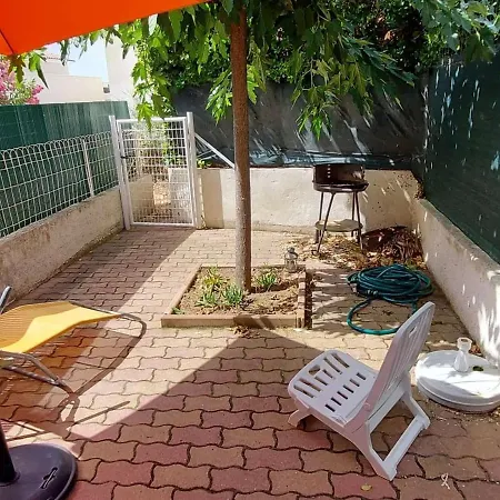 Apartment Rdc, Proche Et Commerces, Terrasse, Wifi Gratuit, Park 1 Voiture, 4 Couchages - Fr-1-423-230