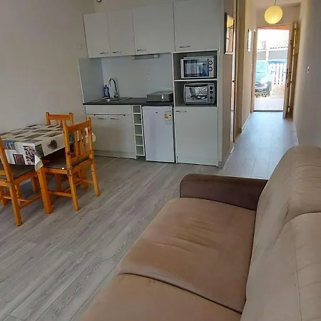 Apartment Rdc, Proche Et Commerces, Terrasse, Wifi Gratuit, Park 1 Voiture, 4 Couchages - Fr-1-423-230