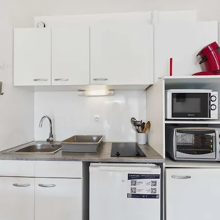 Appartement Rdc, Proche Et Commerces, Terrasse, Wifi Gratuit, Park 1 Voiture, 4 Couchages - Fr-1-423-230